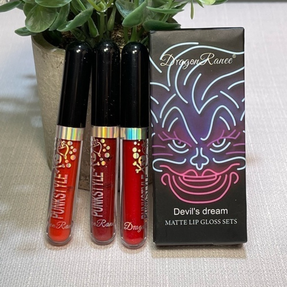 🌸NWT Dragons Ranee Devil’s Dream Liquid Matte Lipgloss Set of 3